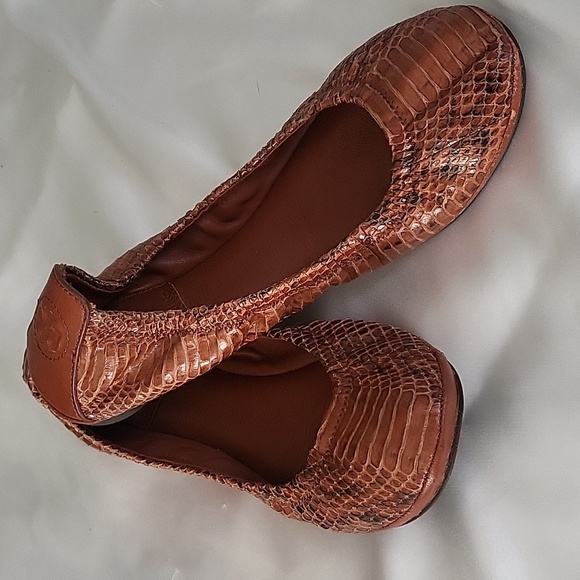 Summer fun ready Tory burch ballet Shoes - Picture 4 of 4